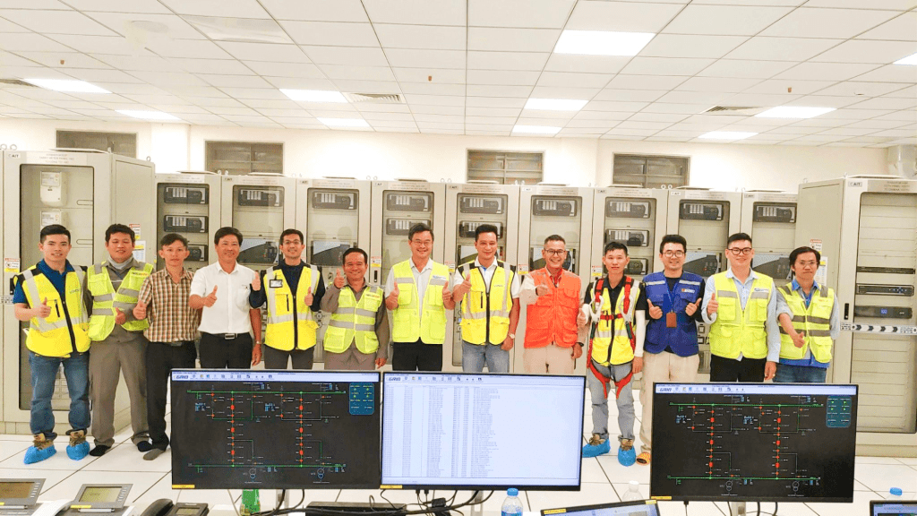 Kỹ sư PECC2POM thực hiện đóng điện thành công cho Nhà máy nhiệt điện BOT Vân Phong 1